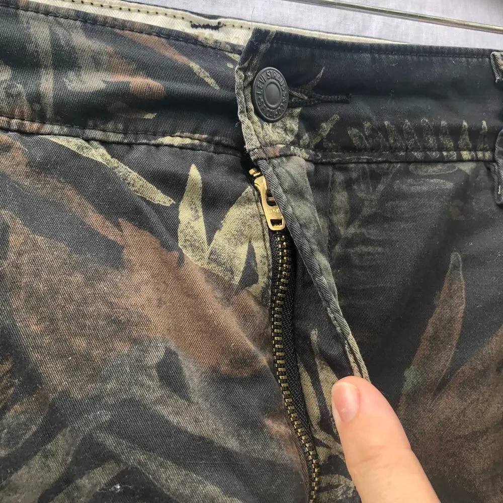 Levi Shorts Leaf Print Camo Color Chino Casual Summer Cotton Stretch 32